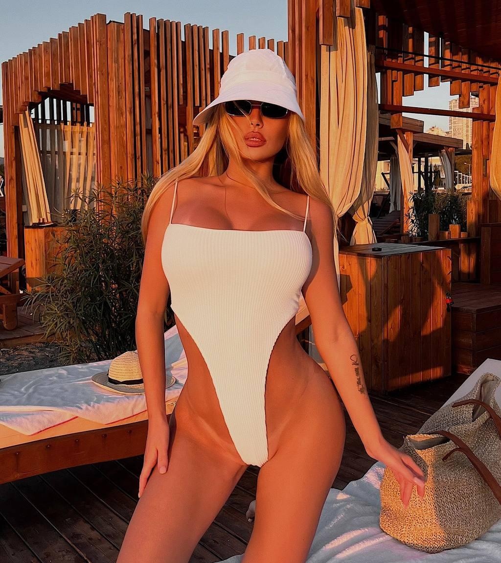 Сюзанна привлекальеная девушка из Белорецк цена от 8000 руб