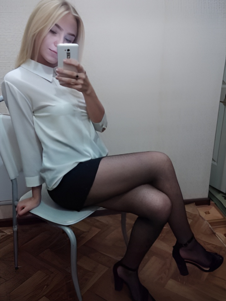 Индивидуалка Арина, доступна для личного знакомства от 2000 руб