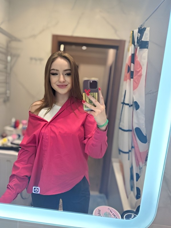 Арина привлекательная девушка из Белорецк цена от 5000 руб